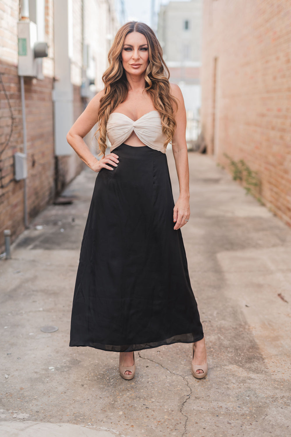 Hayden Twisted Front Midi Dress-Midi Dresses-mable-Shop with Bloom West Boutique, Women's Fashion Boutique, Located in Houma, Louisiana