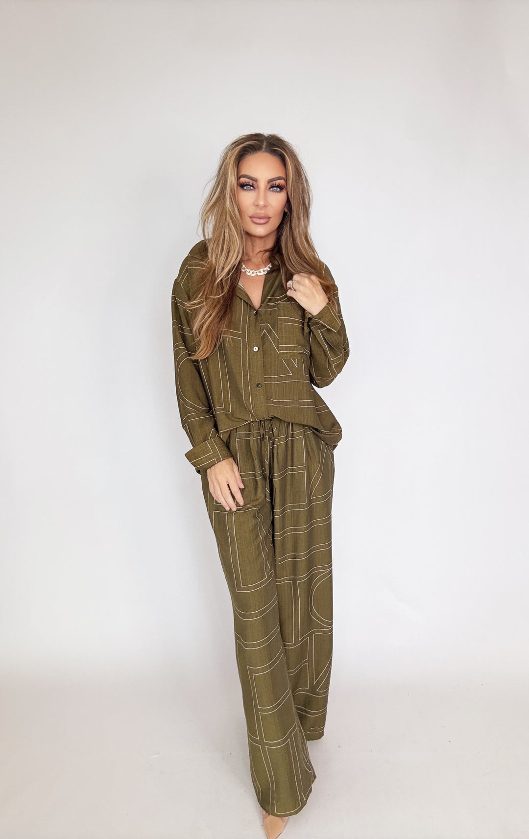 The Monroe Wide Leg Pants Olive-Pants-Entro-Shop with Bloom West Boutique, Women's Fashion Boutique, Located in Houma, Louisiana