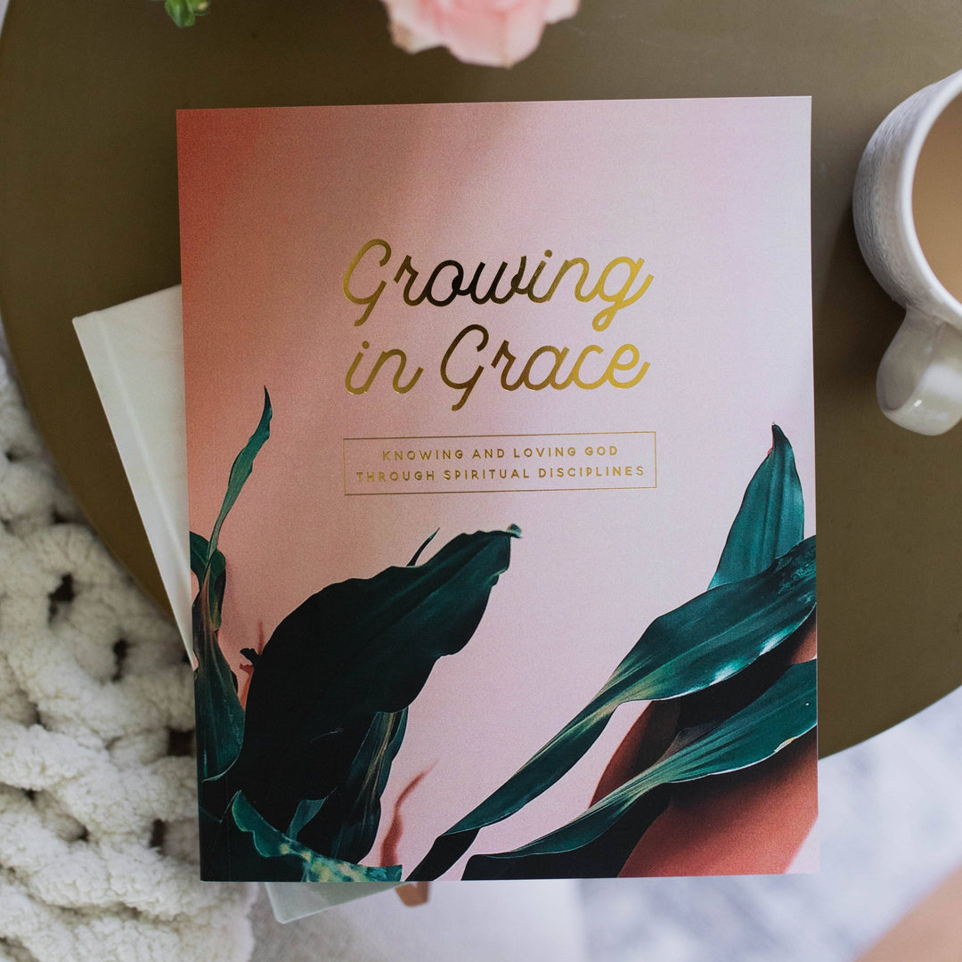 Growing in Grace | Spiritual Disciplines Study-Bibles & Devotionals-The Daily Grace Co-Shop with Bloom West Boutique, Women's Fashion Boutique, Located in Houma, Louisiana