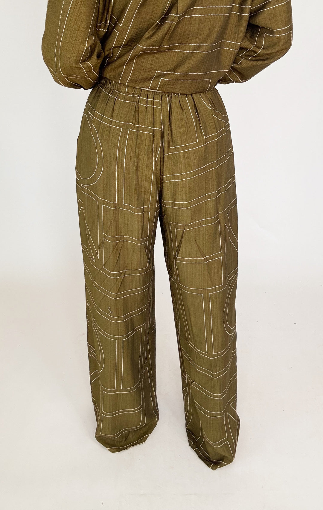 The Monroe Wide Leg Pants Olive-Pants-Entro-Shop with Bloom West Boutique, Women's Fashion Boutique, Located in Houma, Louisiana