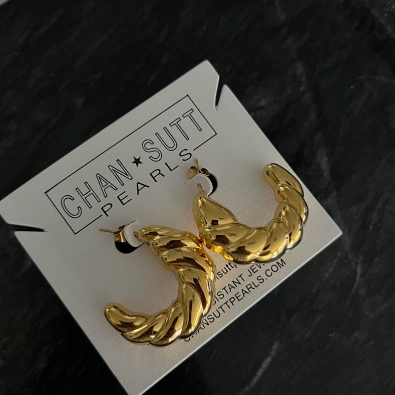 AMELIA HOOPS-Earring-Chansuttpearls-Shop with Bloom West Boutique, Women&