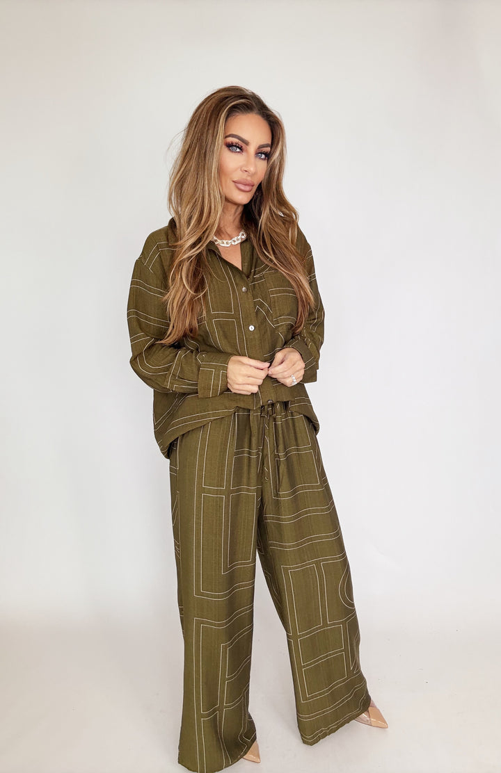 The Monroe Button-Up Top Olive-Tops-Entro-Shop with Bloom West Boutique, Women's Fashion Boutique, Located in Houma, Louisiana