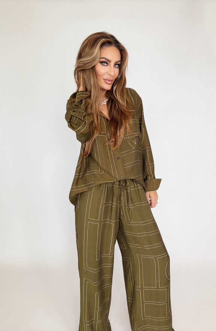 The Monroe Button-Up Top Olive-Tops-Entro-Shop with Bloom West Boutique, Women's Fashion Boutique, Located in Houma, Louisiana