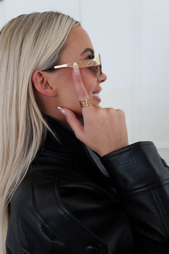 ASHLEY RING ￼