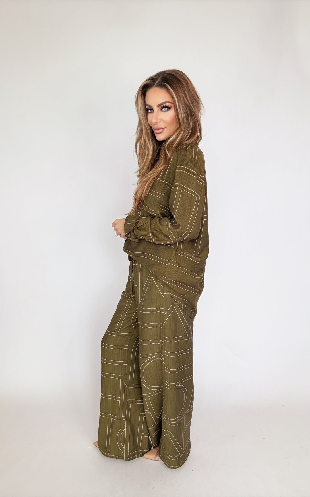 The Monroe Button-Up Top Olive-Tops-Entro-Shop with Bloom West Boutique, Women's Fashion Boutique, Located in Houma, Louisiana