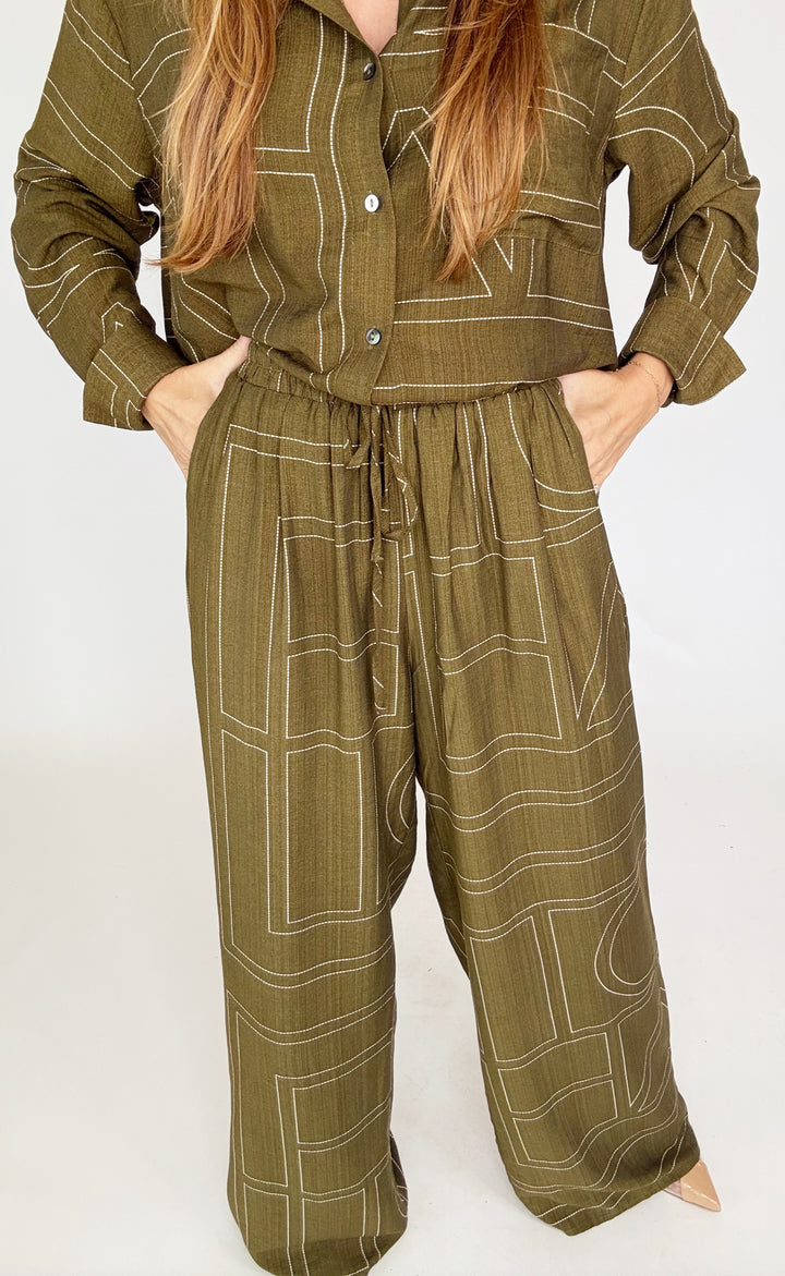 The Monroe Wide Leg Pants Olive-Pants-Entro-Shop with Bloom West Boutique, Women's Fashion Boutique, Located in Houma, Louisiana