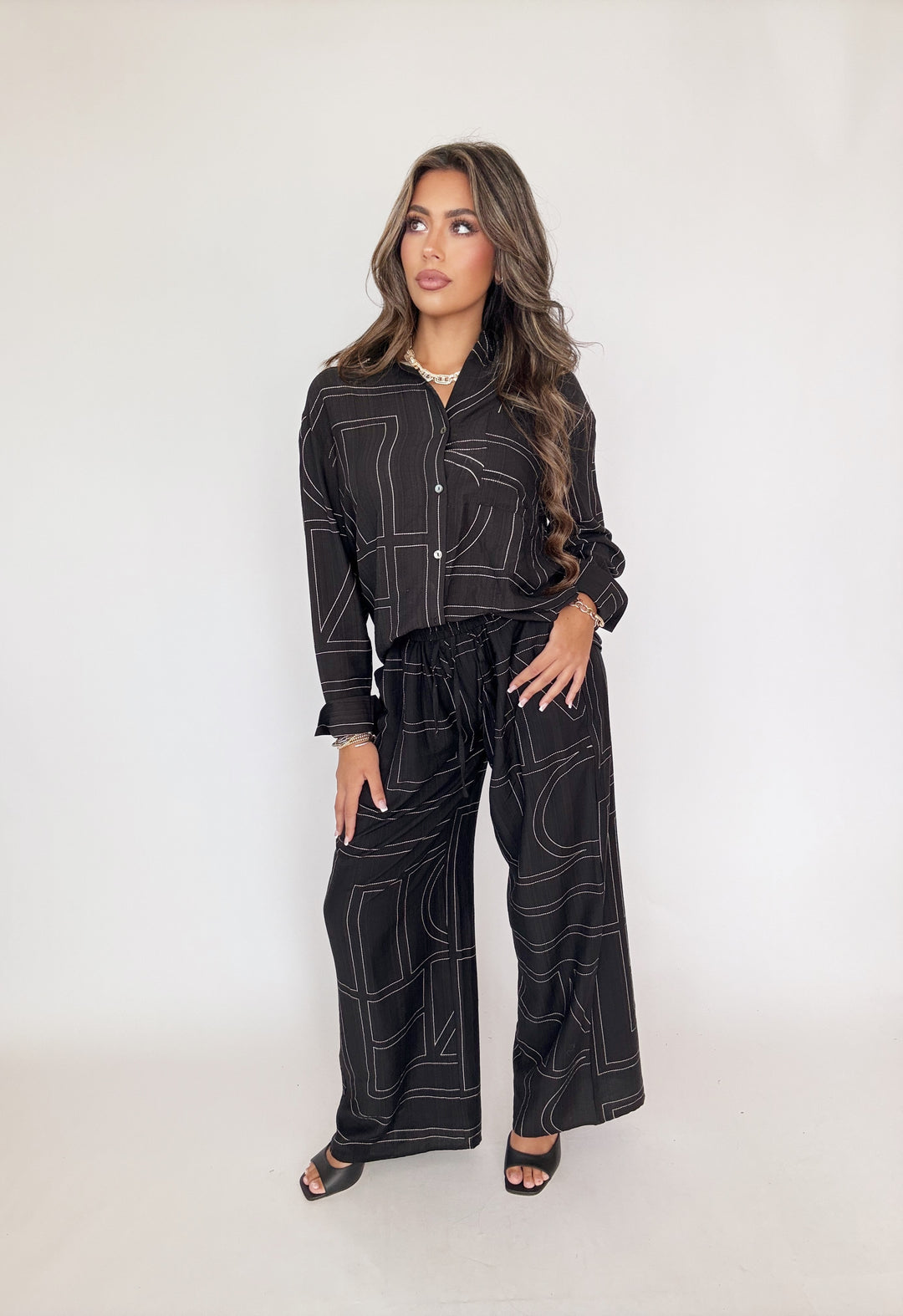 The Monroe Button-Up Top Black-Tops-Entro-Shop with Bloom West Boutique, Women's Fashion Boutique, Located in Houma, Louisiana