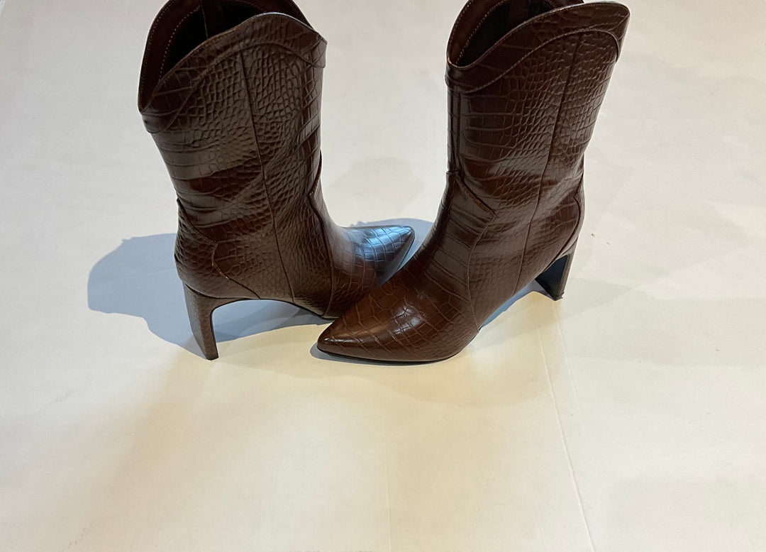 Forester Western Boot-Brown-boots-42 gold-Shop with Bloom West Boutique, Women's Fashion Boutique, Located in Houma, Louisiana