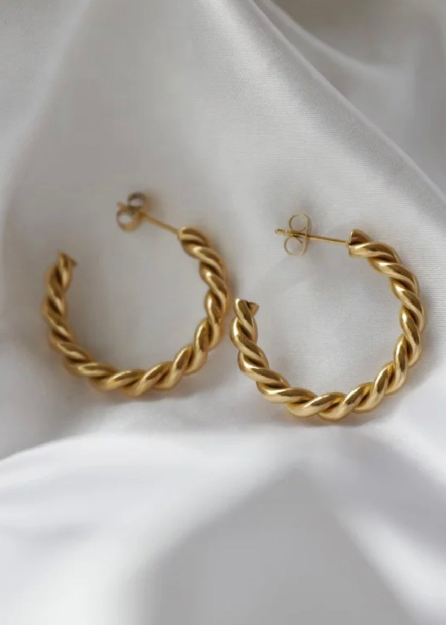GOLD MEDIUM TWIST HOOPS-Earring-Chansuttpearls-Shop with Bloom West Boutique, Women&