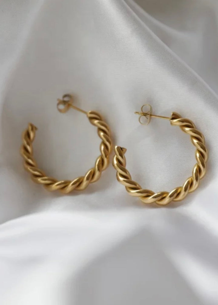 GOLD MEDIUM TWIST HOOPS-Earring-Chansuttpearls-Shop with Bloom West Boutique, Women&