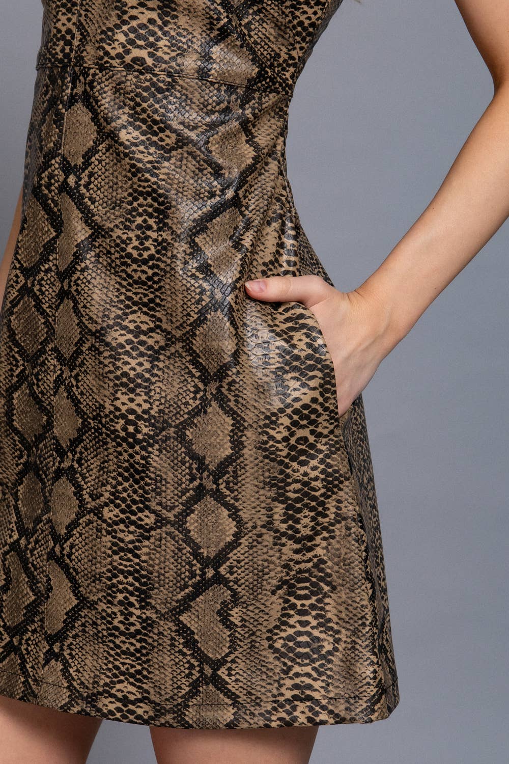 Sleeveless Square Neck Snake Faux Leather Dress S Sleeveless Square Neck Snake Faux Leather Dress S